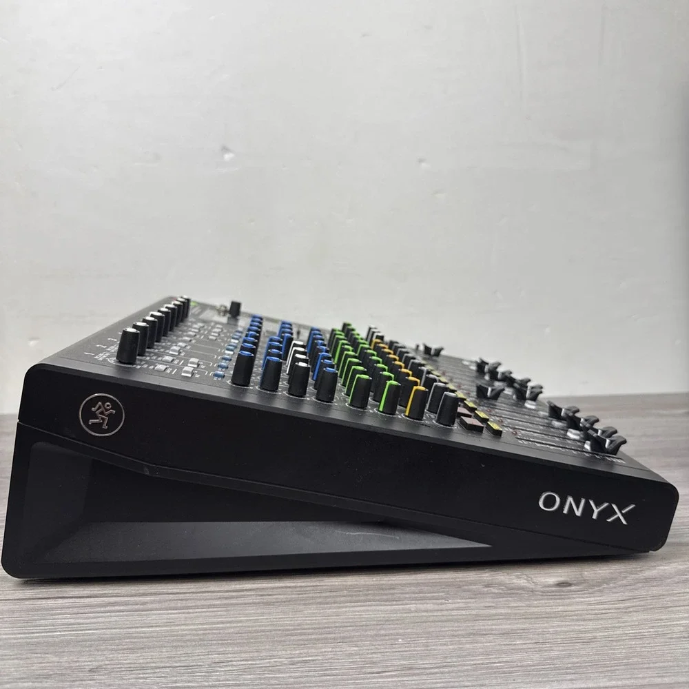 Mackie Onyx 12-Channel Premium Analog Mixer with Multi-Track USB